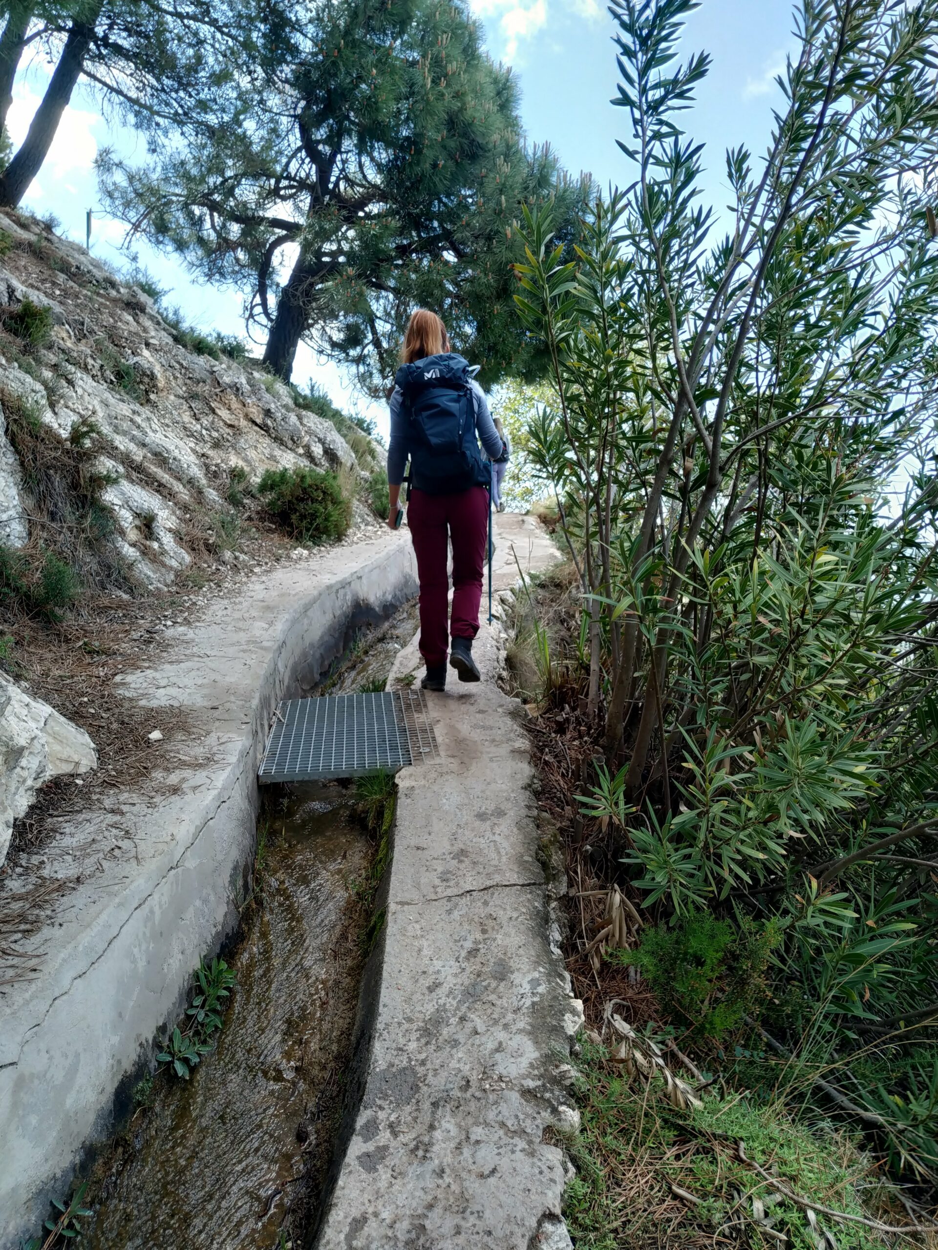 Senderismo en la Axarquía: Guía de Rutas y Consejos