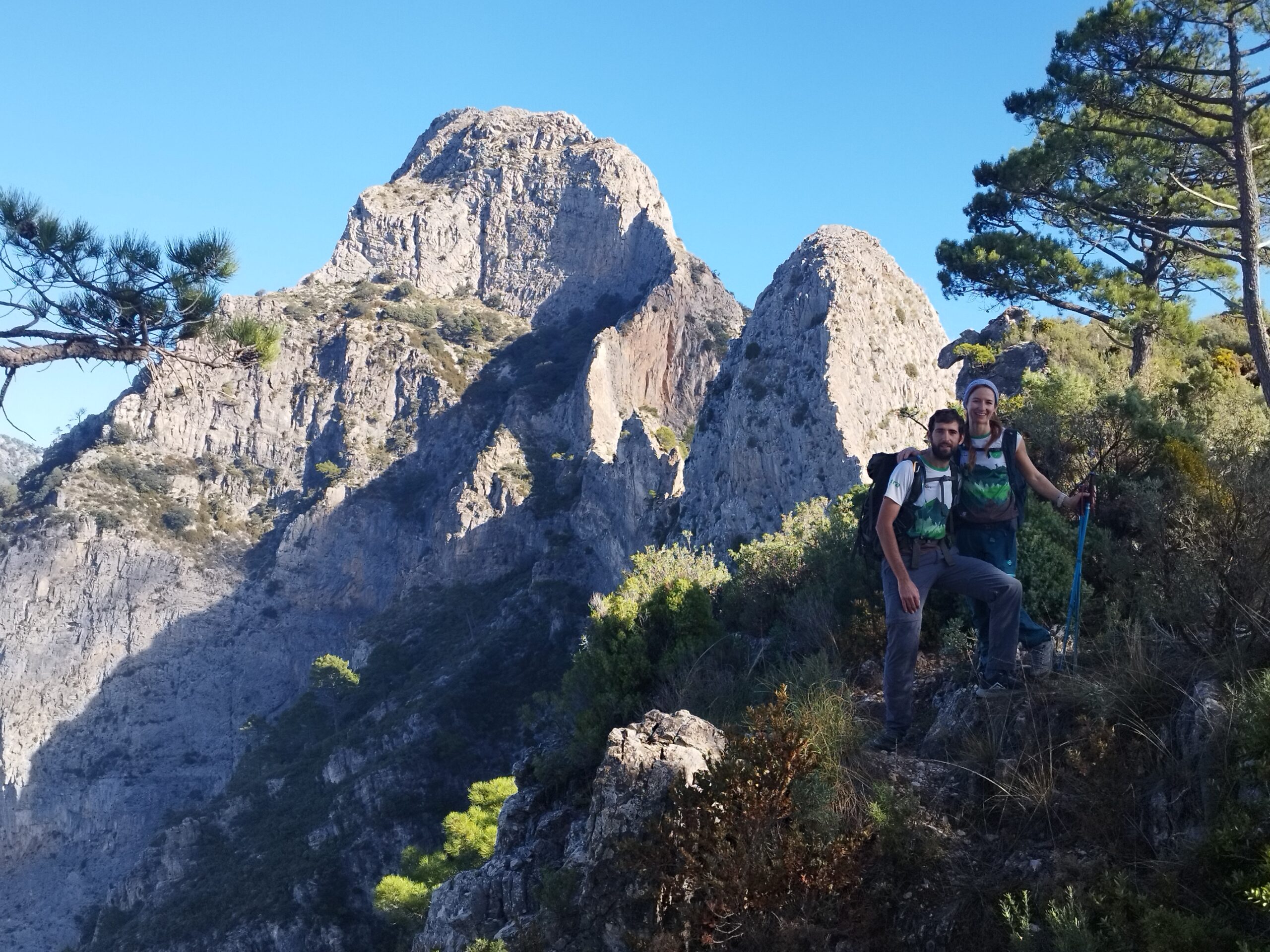 Las Mejores Rutas de Senderismo por la Axarquía